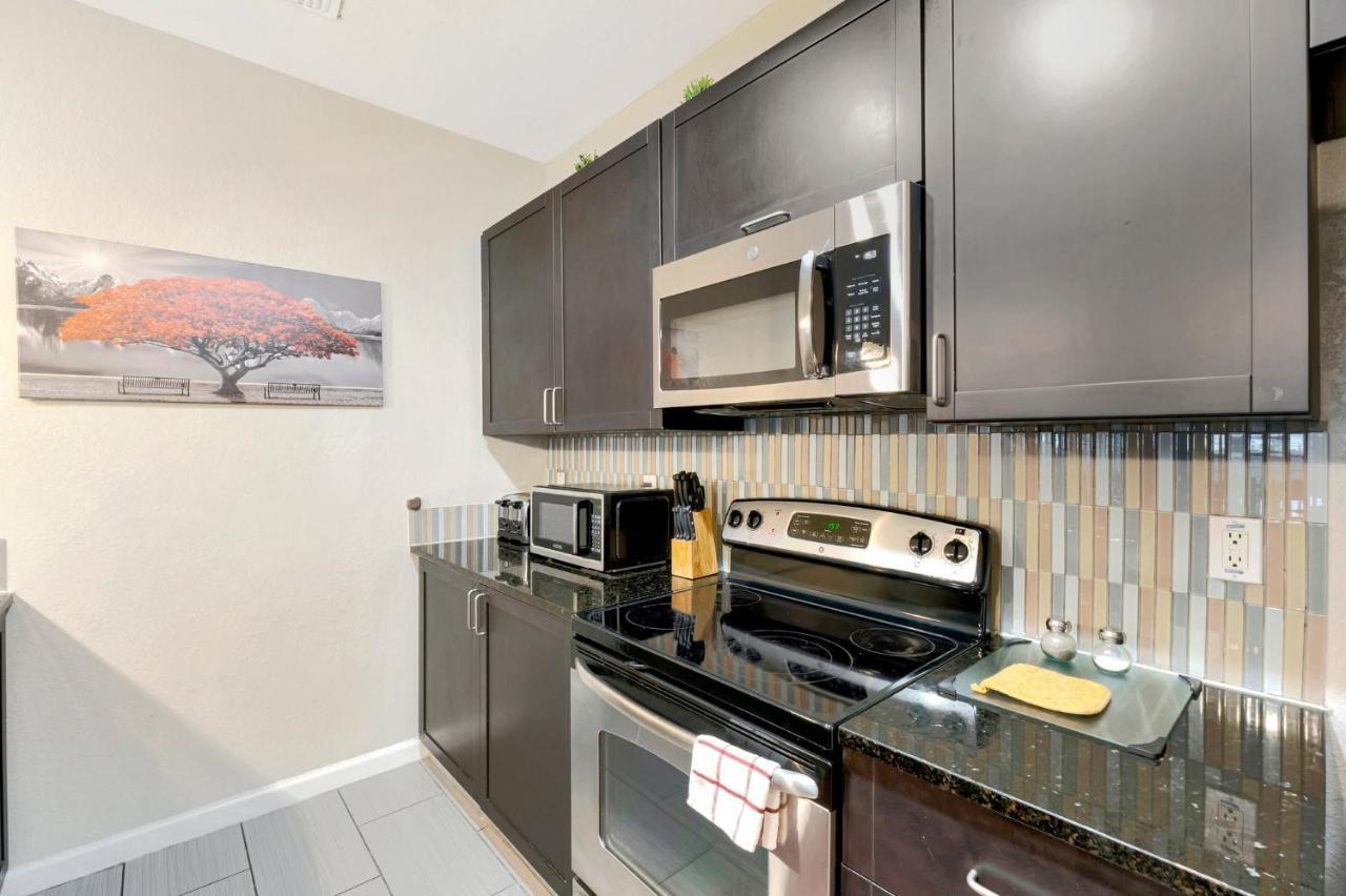 Tropical 3Br Suite-2 Resort Style Pools-5 Mil To Bay-Gym-Close To Beach Tampa Bagian luar foto