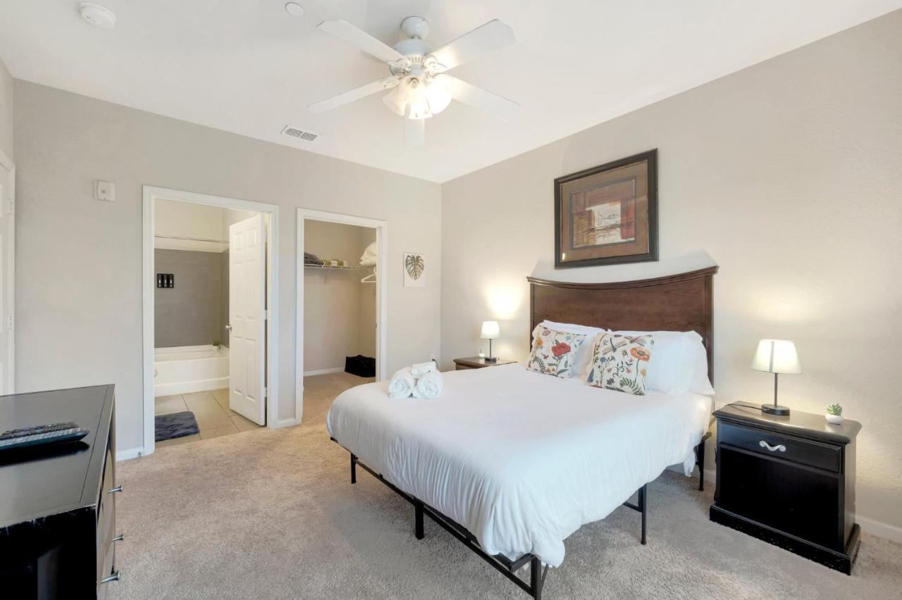 Tropical 3Br Suite-2 Resort Style Pools-5 Mil To Bay-Gym-Close To Beach Tampa Bagian luar foto
