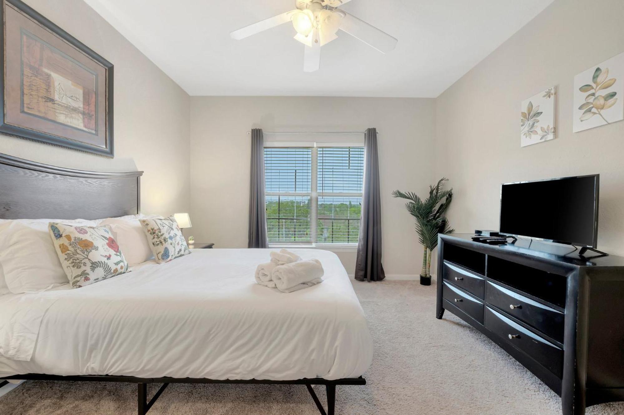 Tropical 3Br Suite-2 Resort Style Pools-5 Mil To Bay-Gym-Close To Beach Tampa Bagian luar foto