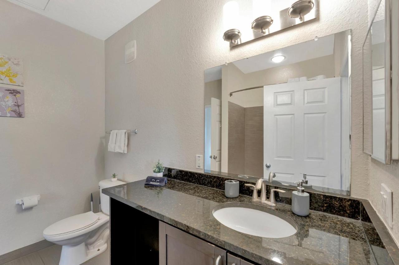 Tropical 3Br Suite-2 Resort Style Pools-5 Mil To Bay-Gym-Close To Beach Tampa Bagian luar foto