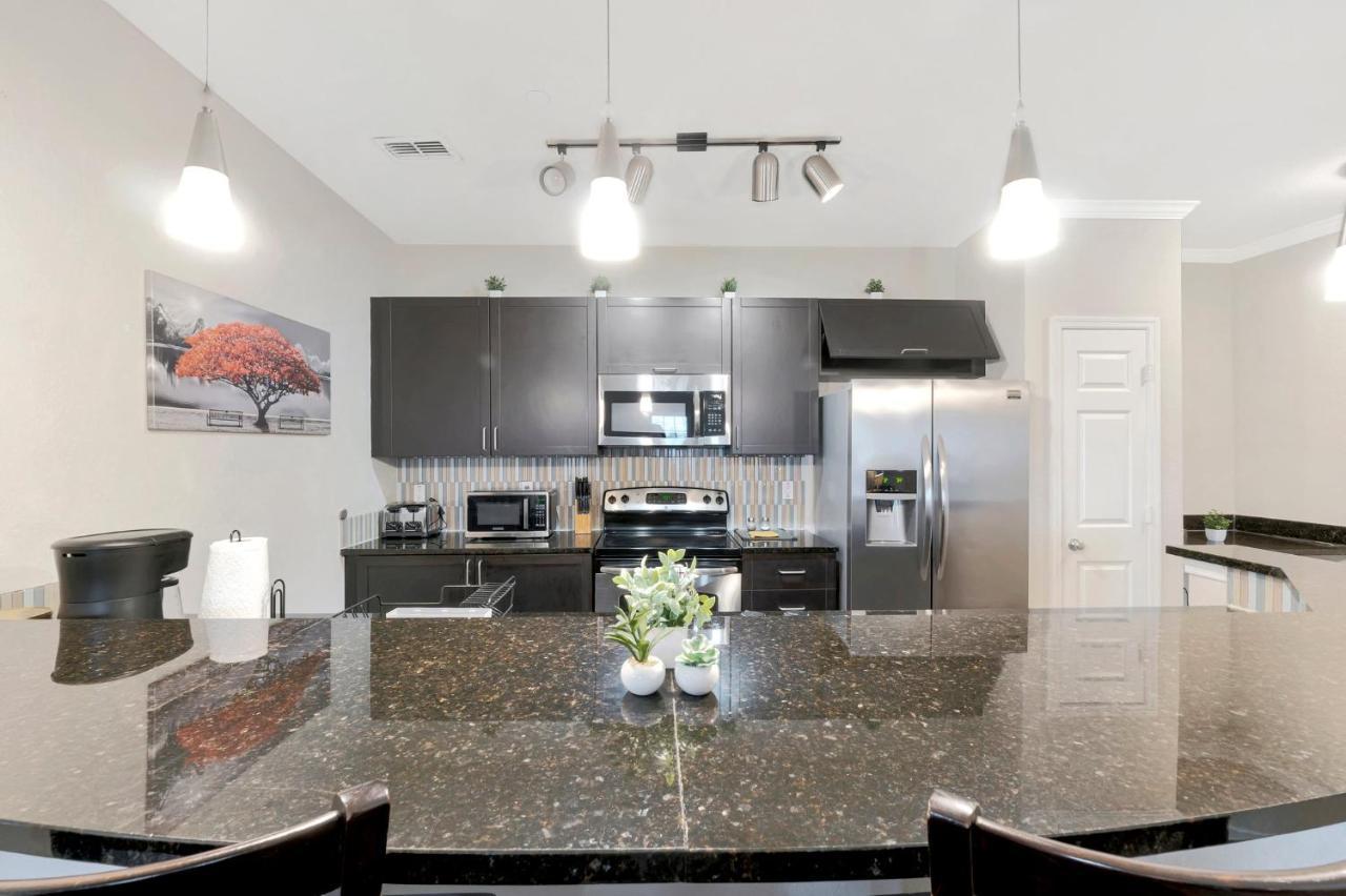 Tropical 3Br Suite-2 Resort Style Pools-5 Mil To Bay-Gym-Close To Beach Tampa Bagian luar foto